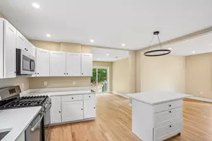 559 Winthrop St, Medford, MA 02155 - Photo 8