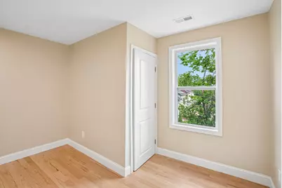 559 Winthrop St, Medford, MA 02155 - Photo 26