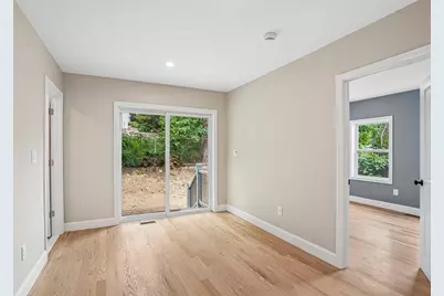 559 Winthrop St, Medford, MA 02155 - Photo 10