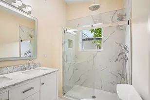 559 Winthrop St, Medford, MA 02155 - Photo 22
