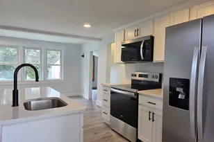 15 Dublin St, Gardner, MA 01440 - Photo 2