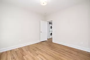 39 Perry St, Brookline, MA 02445 - Photo 8