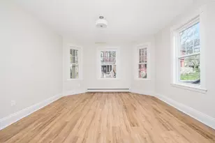 39 Perry St, Brookline, MA 02445 - Photo 14