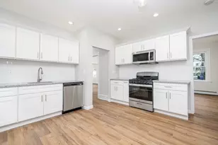 39 Perry St, Brookline, MA 02445 - Photo 1