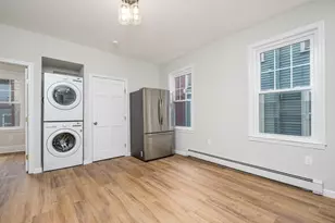 39 Perry St, Brookline, MA 02445 - Photo 12