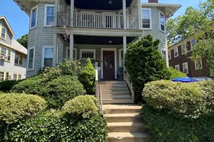 14 Upland, Brookline, MA 02445 - Photo 2