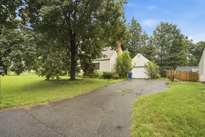149 Old Farm Rd, Springfield, MA 01119 - Photo 2