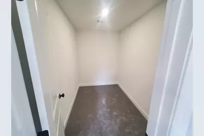 196 Arthur St, Brockton, MA 02302 - Photo 18