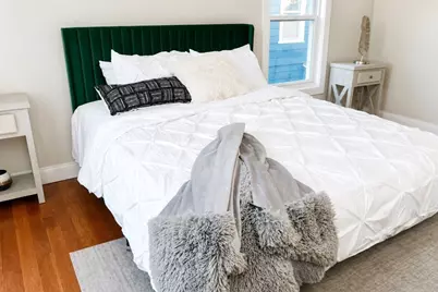 17 Wilcox St, Fall River, MA 02721 - Photo 8