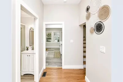 17 Wilcox St, Fall River, MA 02721 - Photo 4