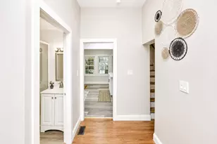 17 Wilcox St, Fall River, MA 02721 - Photo 4