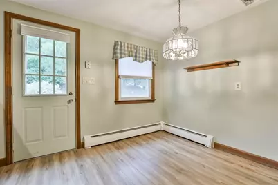443 Quinapoxet St, Holden, MA 01522 - Photo 6