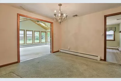 443 Quinapoxet St, Holden, MA 01522 - Photo 12