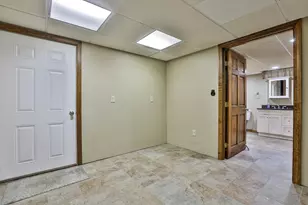 443 Quinapoxet St, Holden, MA 01522 - Photo 26