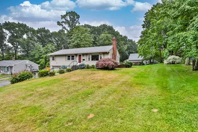 443 Quinapoxet St, Holden, MA 01522 - Photo 34