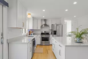 21 Hicks Point Rd, Duxbury, MA 02332 - Photo 6
