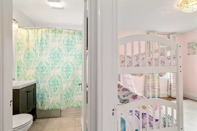 1504 Centre St #1, Boston, MA 02131 - Photo 26