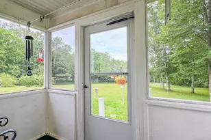 468 Tunnel Rd, Rowe, MA 01367 - Photo 16