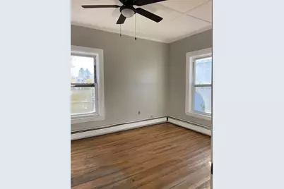 2 Grove St, Haverhill, MA 01832 - Photo 4