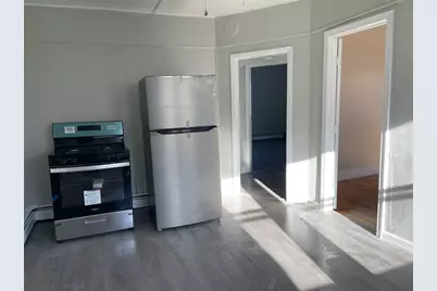2 Grove St, Haverhill, MA 01832 - Photo 8