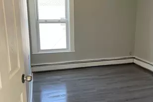 2 Grove St, Haverhill, MA 01832 - Photo 10