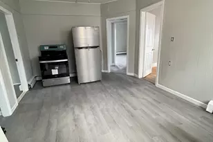 2 Grove St, Haverhill, MA 01832 - Photo 6