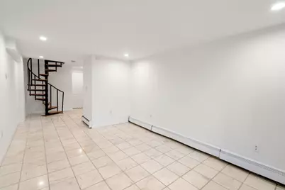 186 W 7th St #1, Boston, MA 02127 - Photo 18