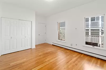 186 W 7th St #1, Boston, MA 02127 - Photo 12