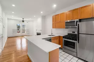 186 W Seventh St, Boston, MA 02127 - Photo 2