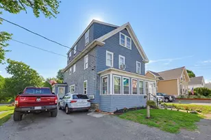 23 Vernon St, Taunton, MA 02780 - Photo 2
