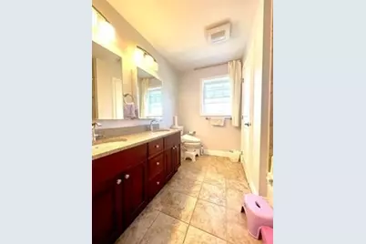 63 Summer Street #63, Medford, MA 02155 - Photo 12