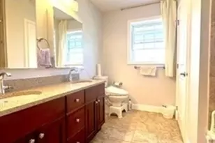 63 Summer St, Medford, MA 02155 - Photo 12