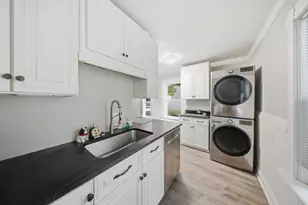 42 S Main St, Uxbridge, MA 01569 - Photo 18