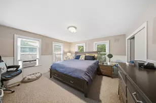 42 S Main St, Uxbridge, MA 01569 - Photo 26