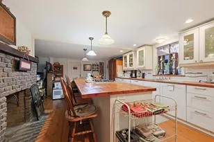 728 S Main St, Raynham, MA 02767 - Photo 14