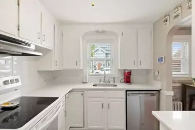 33 Sunnyside Park, Saugus, MA 01906 - Photo 12