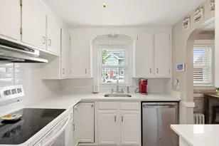 33 Sunnyside Park, Saugus, MA 01906 - Photo 12