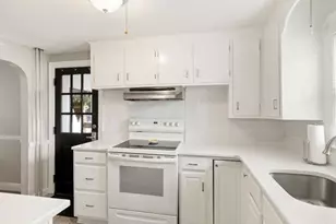 33 Sunnyside Park, Saugus, MA 01906 - Photo 10