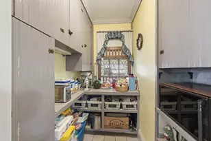 17-19 Howes St, Springfield, MA 01118 - Photo 10