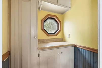 17-19 Howes St, Springfield, MA 01118 - Photo 24