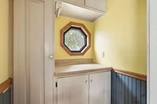 17-19 Howes St, Springfield, MA 01118 - Photo 24
