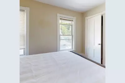 21 Clifton St, Worcester, MA 01610 - Photo 16
