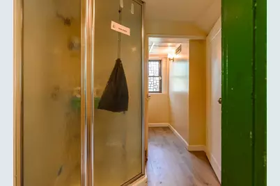 134 Bismark St, New Bedford, MA 02745 - Photo 24