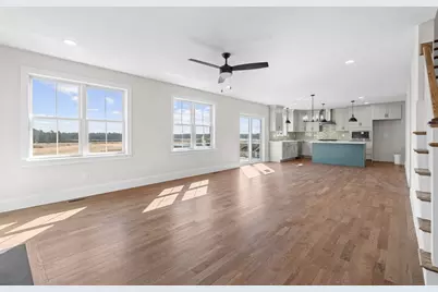 32 Titicut Avenue #Lot 48, Bridgewater, MA 02324 - Photo 6