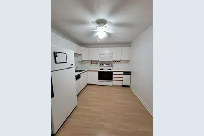 3920 Mystic Valley #1117, Medford, MA 02155 - Photo 6
