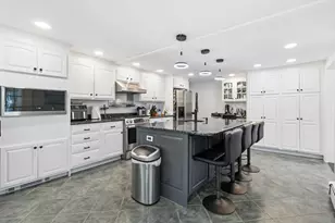 3 Sprague Rd, Wellesley, MA 02482 - Photo 6