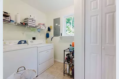 104 Fir St, Fairhaven, MA 02719 - Photo 20