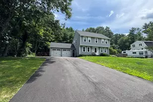 18 Silver Lake Dr, Kingston, MA 02364 - Photo 2