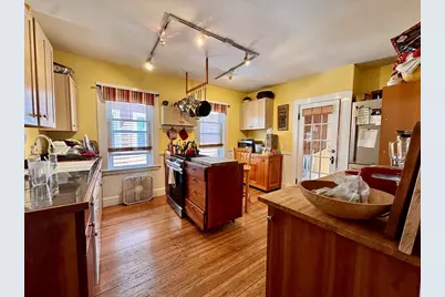 88 Yorktown St #2, Somerville, MA 02144 - Photo 4
