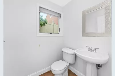 1 Warren St #109, Boston, MA 02129 - Photo 12
